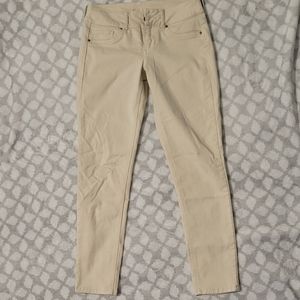 Jegging khakis